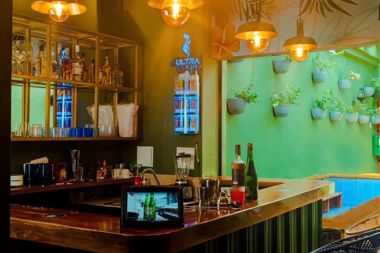 Seven Nights Hostel Cartagena エクステリア 写真