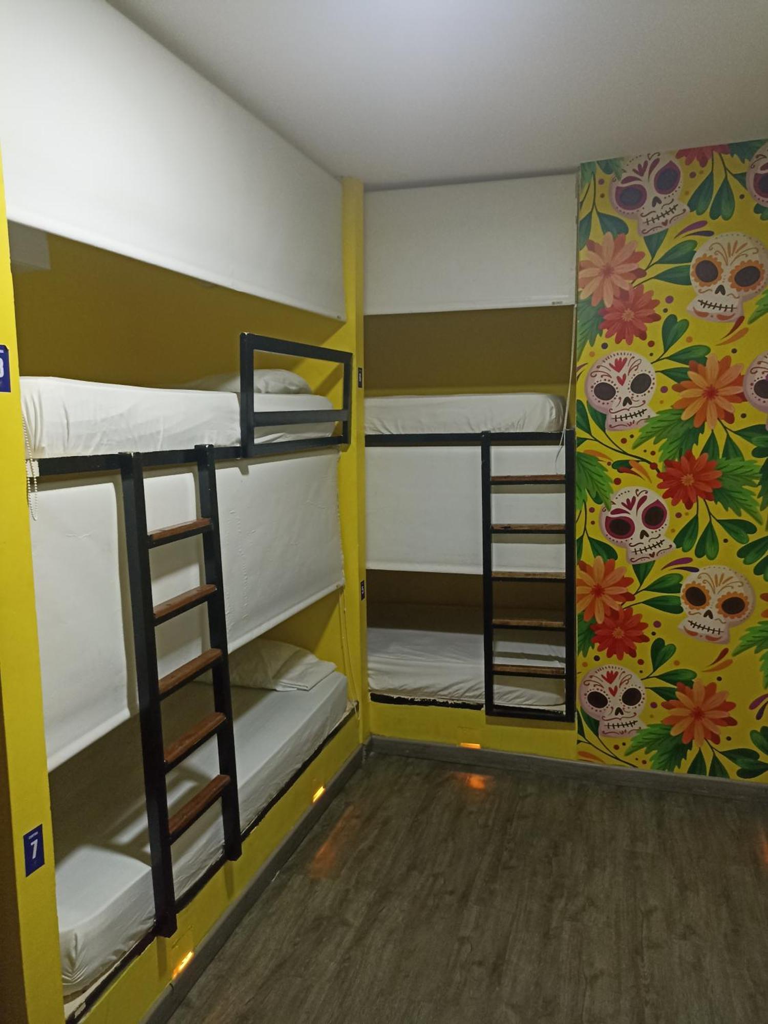 Seven Nights Hostel Cartagena エクステリア 写真