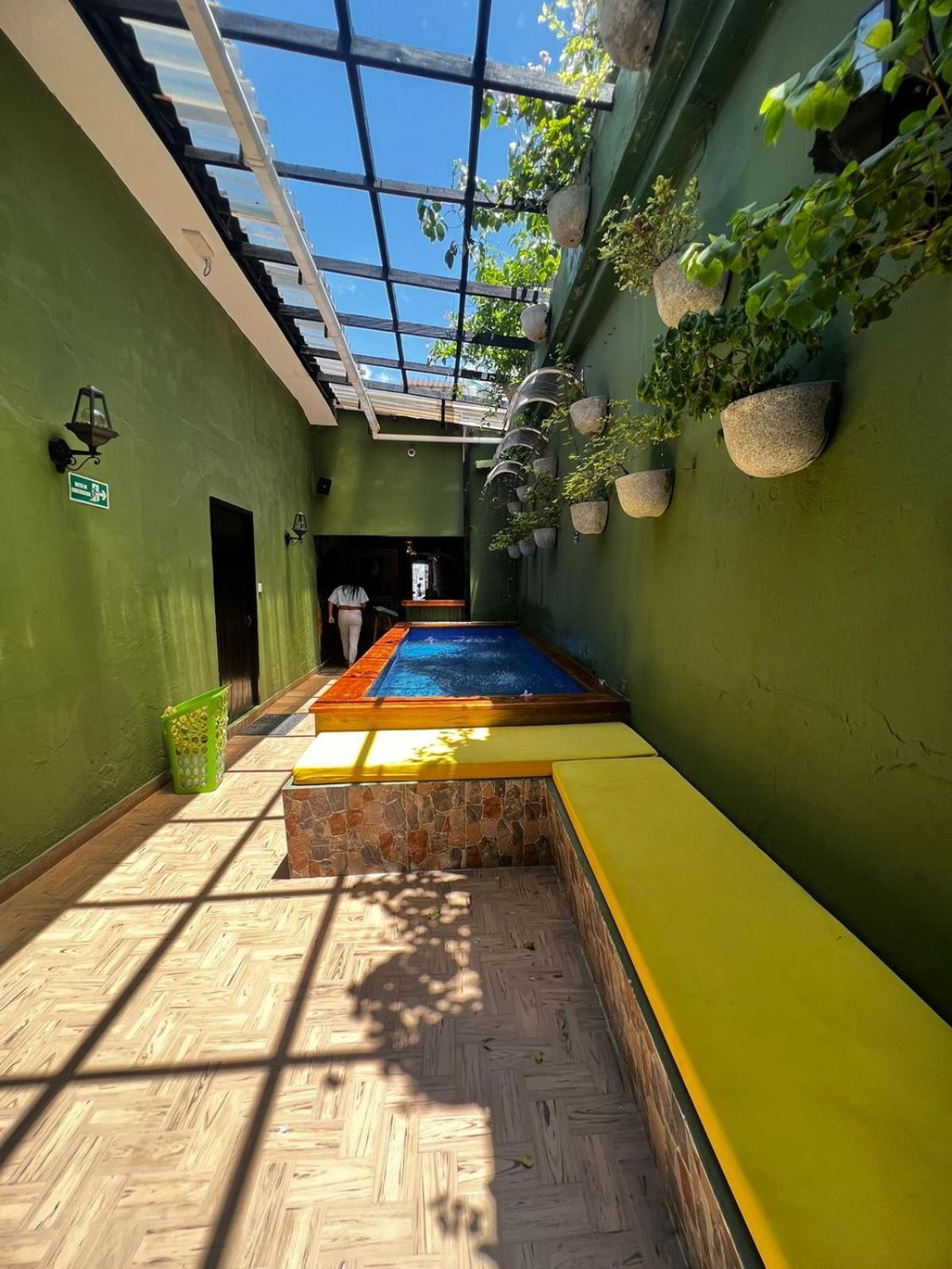 Seven Nights Hostel Cartagena エクステリア 写真
